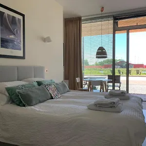 Waterfront Bed & Breakfast Amsterdam